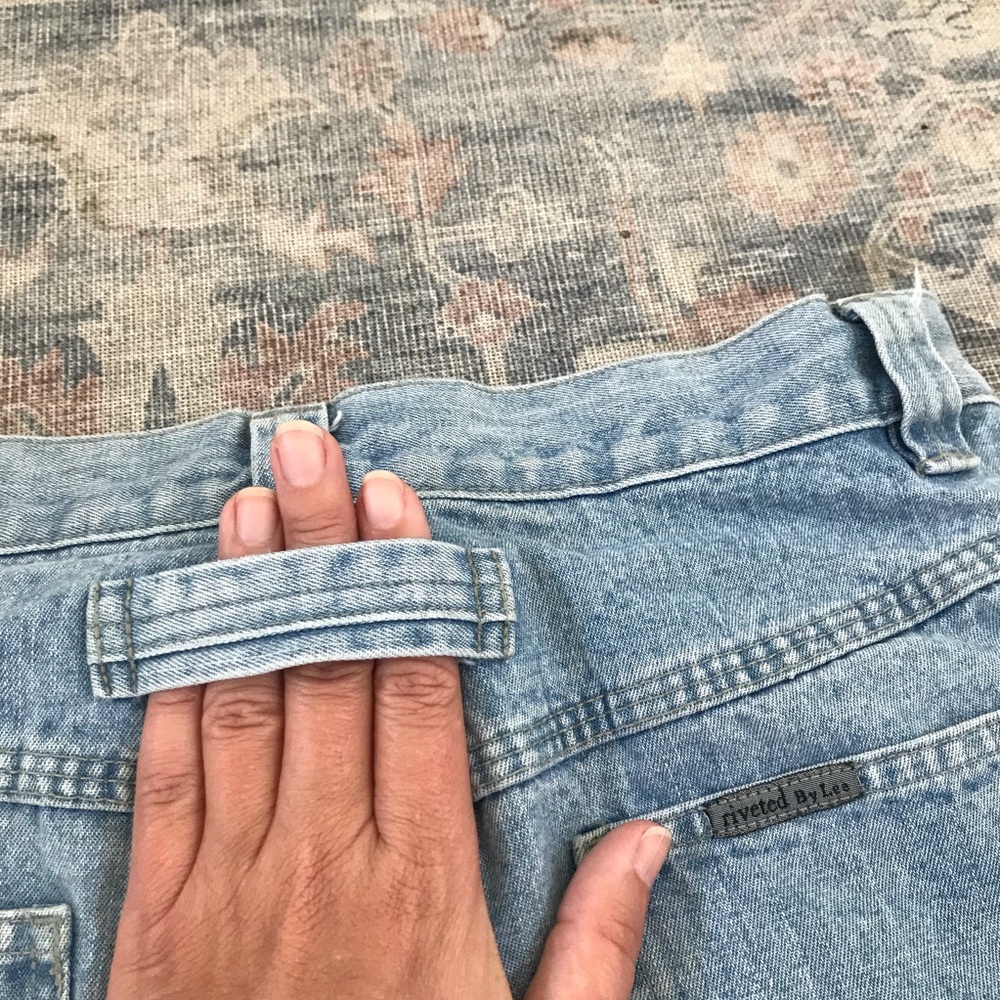 Vintage 1990s Riveted by Lee Wide-leg Cropped Jean - Picture 5 of 10